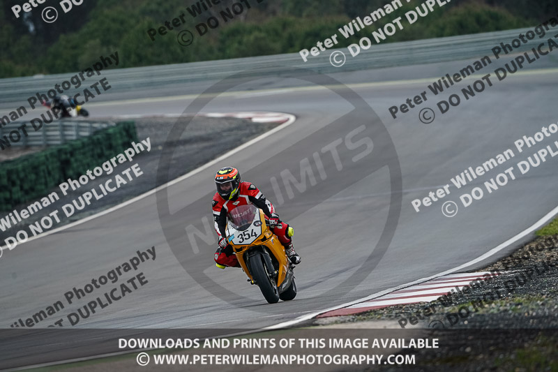 cadwell no limits trackday;cadwell park;cadwell park photographs;cadwell trackday photographs;enduro digital images;event digital images;eventdigitalimages;monteblanco trackday photographs;no limits trackdays;peter wileman photography;racing digital images;trackday digital images;trackday photos